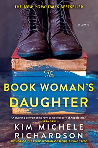 Book cover of The Book Woman's Daughter by Kim Michele Richardson